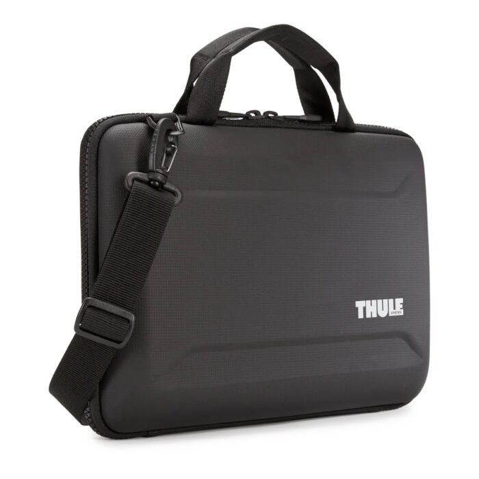 Thule | TGAE-2358 | Gauntlet 4 MacBook Pro Attaché | Sleeve | Black | 14 " | Shoulder strap