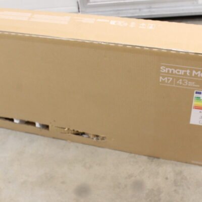 SALE OUT. Samsung LS43DM702UUXDU 43" VA Smart Monitor 3840x2160/16:9/300cd/m2/4ms HDMI, USB | Samsung | LS43DM702UUXDU | 43 " | VA | 4K | 16:9 | 60 Hz | 4 ms | 3840 x 2160 pixels | 300 cd/m² | HDMI ports quantity 2 | Black | DAMAGED PACKAGING