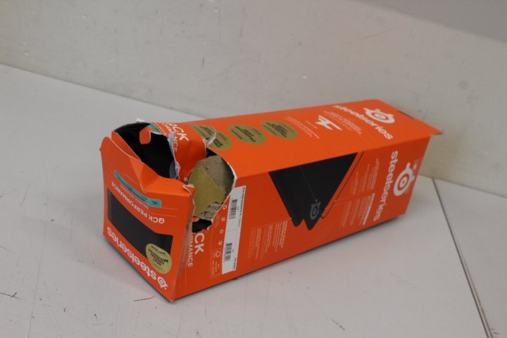 SteelSeries | DAMAGED PACKAGIN, DAMAGED ON THE BOTTOM