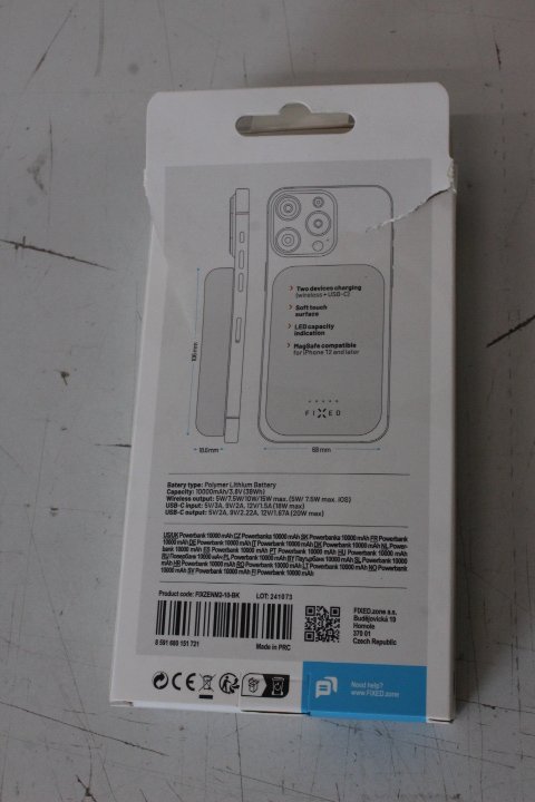 SALE OUT. FIXED MagZen (2nd gen.), 10 000 mAh, black | Fixed MagZen (2nd gen.) with wireless charging and MagSafe support Power bank | FIXZENM2-10-BK | 10000 mAh | USB-C: 5V/2A, 9V/2.22A, 12V/1.67A (20W max) | Black | DAMAGED PACKAGING