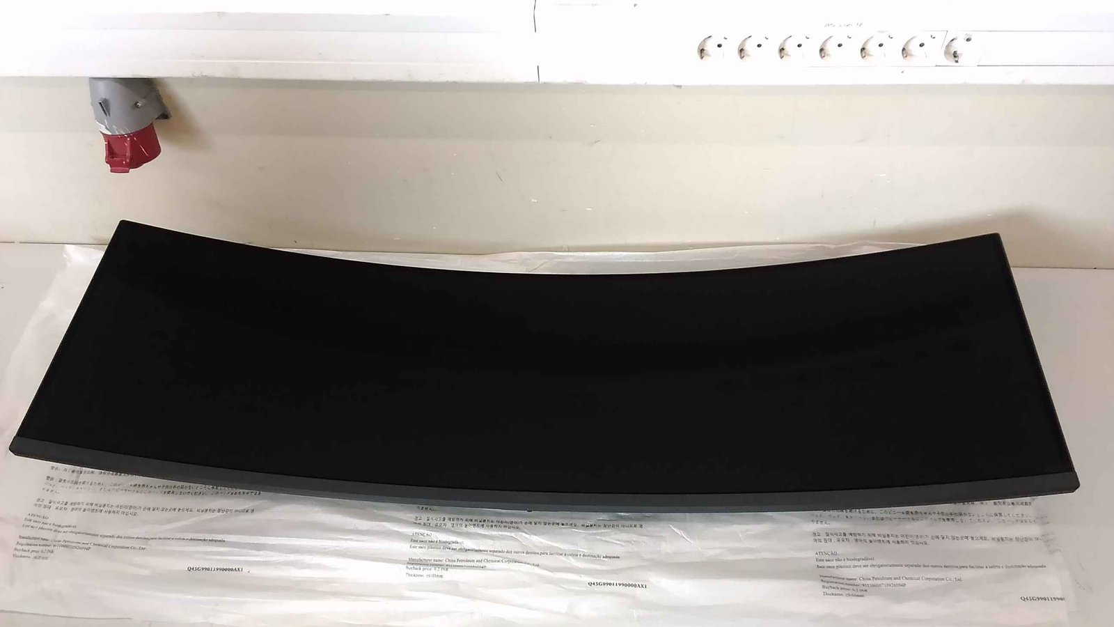 SALE OUT. Gigabyte | CO49DQ | 49 " | OLED | DQHD | 32:9 | 144 Hz | 3 ms | 5120 x 1440 pixels | 250 cd/m² | HDMI ports quantity 	 2 x HDMI 2.1 | Black | Warranty 3 month(s) | USED, REFURBISHED, WITHOUT ACCESSORIES, ONLY POWER CABLE INCLUDED