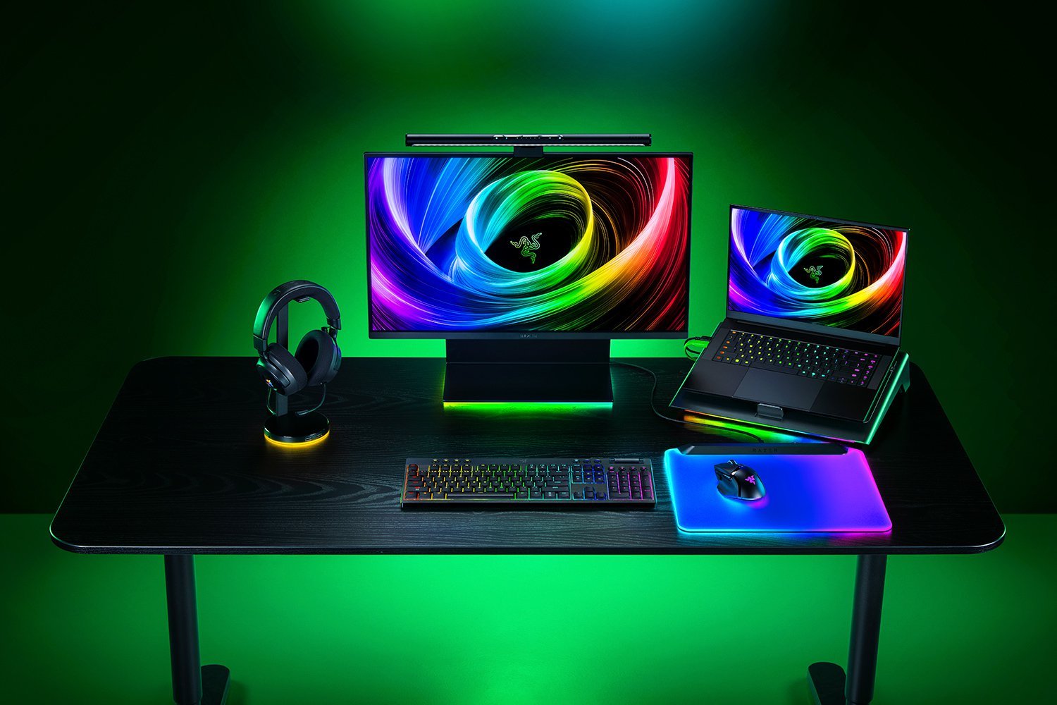 Razer | BlackWidow V4 Low-Profile HyperSpeed | Keyboard | Wireless | US | Bluetooth | Green Switches | Black