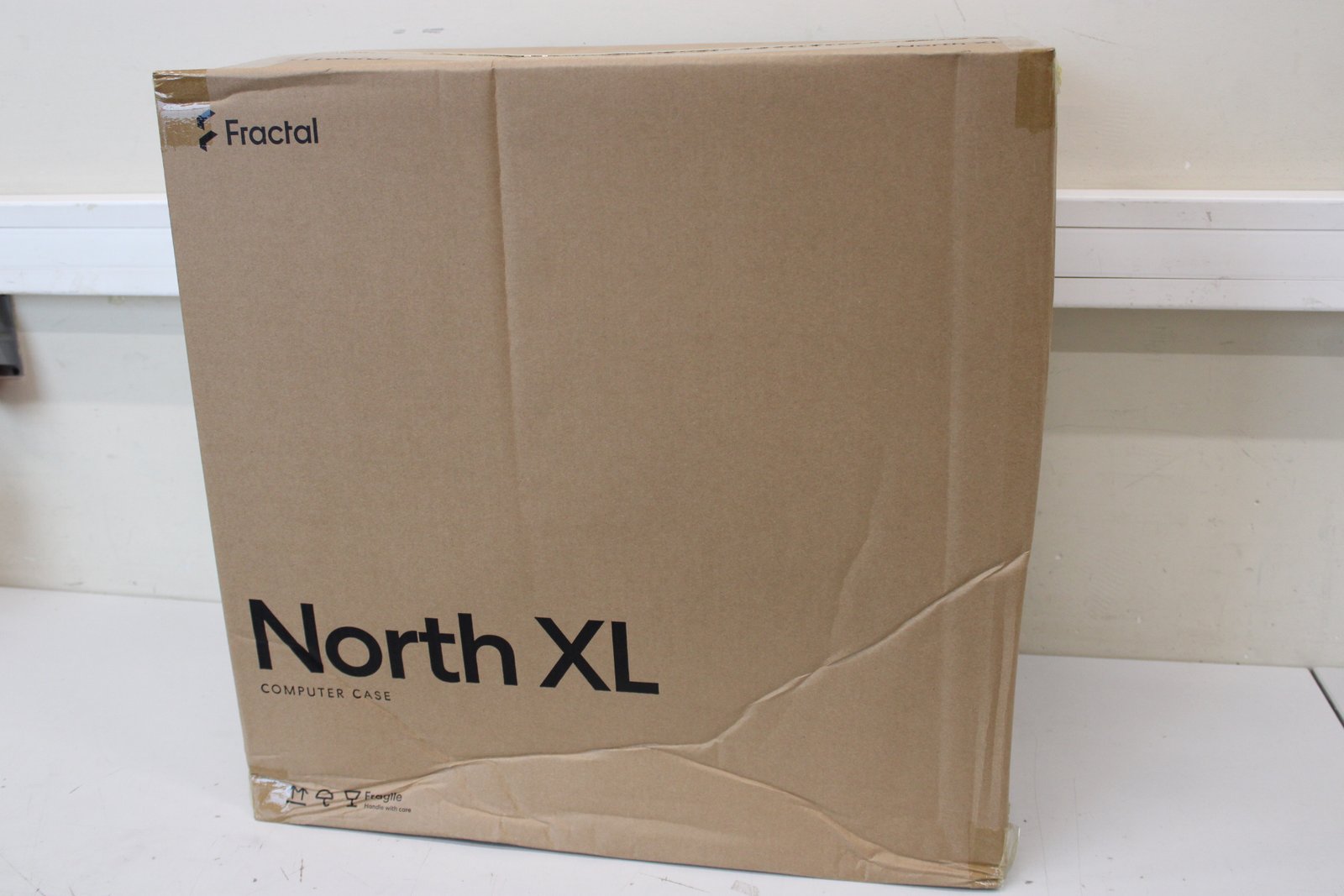 SALE OUT. Fractal Design North XL Chalk White TG Clear | SALE OUT. Fractal Design North XL | Chalk White TG Clear | Mid-Tower | DAMAGED PACKAGING