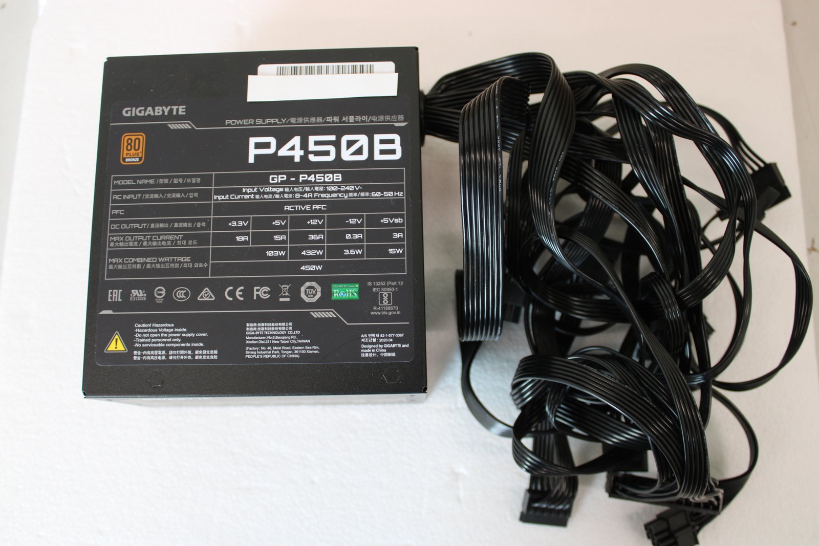 SALE OUT. Gigabyte GP-P450B | 450 W | 80 PLUS Bronze certified | REFURBISHED, WITHOUT ORIGINAL PACKAGING, MANUAL AND ACCESSORIES